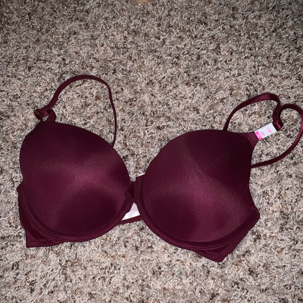 32C MAROON VSPINK BRA WITH TAGS 👙 - Picture 1 of 2